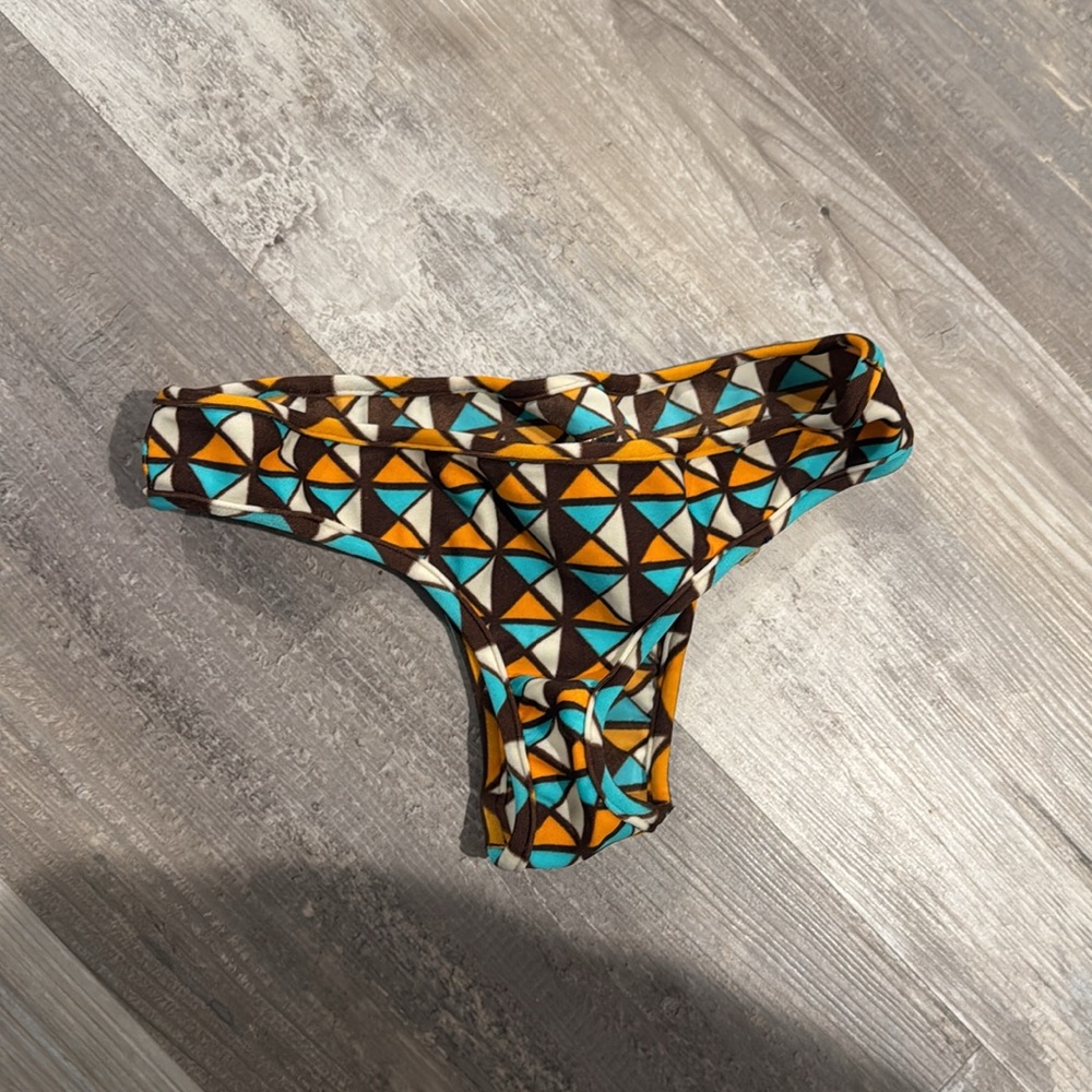 Lybethras Pattern Bikini Bottom - Picture 4 of 4